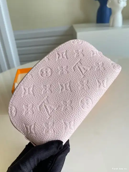 First bag ru LOUIS COSMETIC VUITTON POUCH 0522